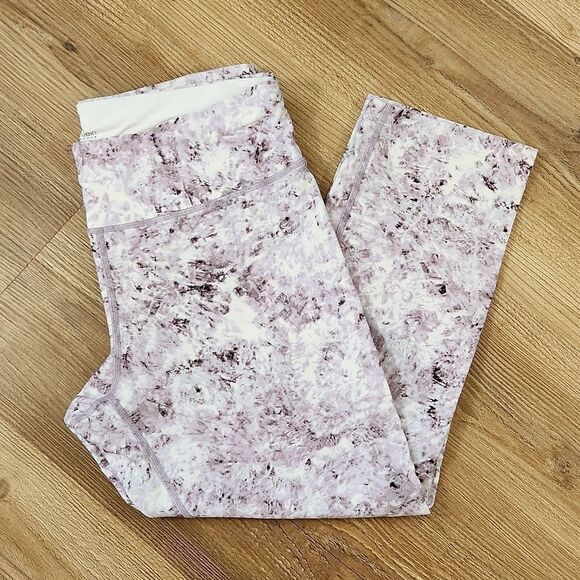 🔺️Calvin Klein Lavender Watercolor Capri Athletic Pants Medium - Picture 1 of 10